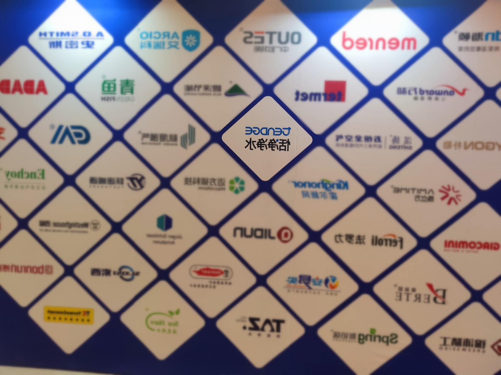 微信图片_20211209113301_正本.jpg